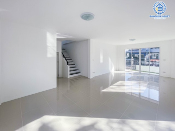 *****บ้านเดี่ยวมือสอง ม.แพลทฟอร์มออคิดพาร์ค บางนา-ตราด หลังมุม เนื้อที่ 79.6 ตร.ว. ฟังก์ชัน 3 ห้องนอน 2 ห้องน้ำ 2 ที่จอด บนทำเลเดินทางสะดวก เชื่อมต่อถนนบางนา-ตราด เข้าเมืองสะดวก ใกล้จุดขึ้นทางด่วน "บูรพาวิถี"